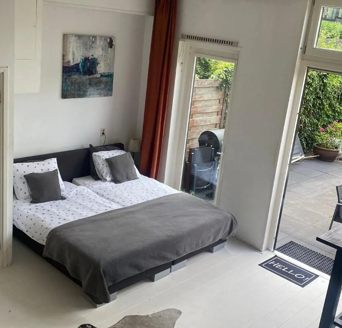 Canal Garden Apartment Staywell Amsterdam