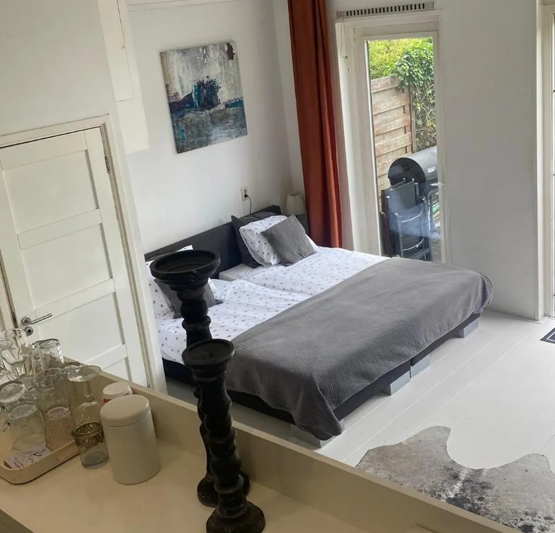 Canal Garden Apartment Staywell Amsterdam